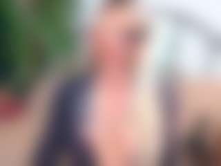 Live cam show with IsadoraDunkan - Blonde Hair on fapnchat