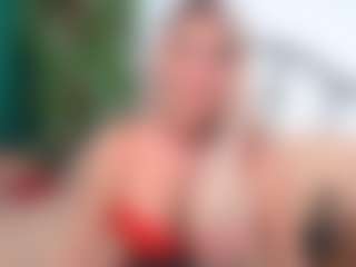 Live cam show with IsadoraDunkan - Granny Dildo on Cam Slut