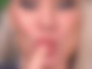 IsadoraDunkan's Live Sex Cam Show