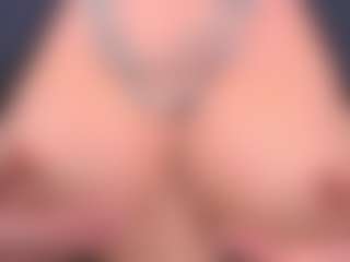 IsadoraDunkan's Live Sex Cam Show