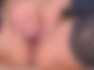 Live cam show with IsadoraDunkan - Blonde Hair on instabang