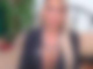 Live cam show with IsadoraDunkan - Granny Blonde Hair on Camsoda