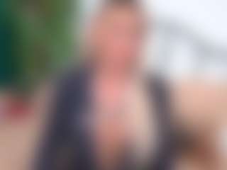 Live cam show with IsadoraDunkan - Sex on CamwithHer