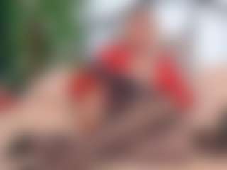 Live cam show with IsadoraDunkan - Blonde Hair on Milfs Live