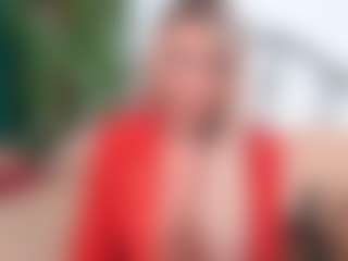 Live cam show with IsadoraDunkan - Asian Granny on googirlz