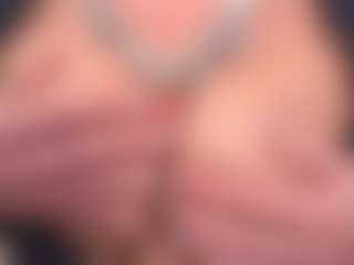 Live cam show with IsadoraDunkan - Mature on LiveSexCams6