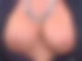 Live cam show with IsadoraDunkan - Athletic on Adult Interactions