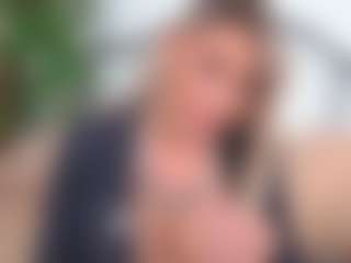IsadoraDunkan's Live Sex Cam Show
