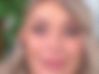 IsadoraDunkan's Live Sex Cam Show