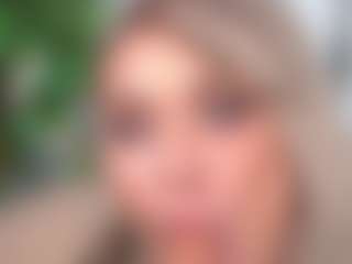 IsadoraDunkan's Live Sex Cam Show