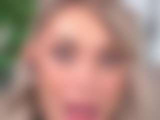 IsadoraDunkan's Live Sex Cam Show