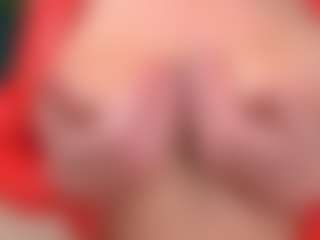 Live cam show with IsadoraDunkan - Blonde Hair Middle Aged on Hubzter Live