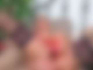 Live cam show with IsadoraDunkan - Granny on Streamer API