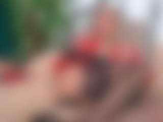 Live cam show with IsadoraDunkan - Handjob on live.xheat.ai