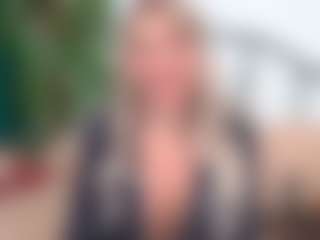 Live cam show with IsadoraDunkan - Mistress on mypornchat.com