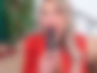 Live cam show with IsadoraDunkan - Granny Blonde Hair on Camsoda