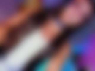 Live cam show with Ambar Rossx - Tease on Soda Cam