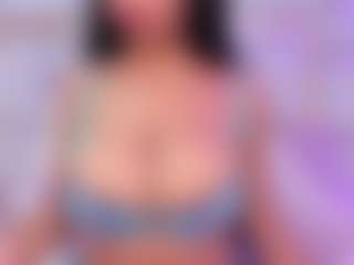 Live cam show with Mia_Leyre - Ebony on CamSextacy | united states