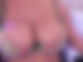 Mia_Leyre's Live Sex Cam Show