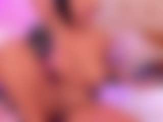 Live cam show with Mia_Leyre - Ebony on xplaylive.com | united states