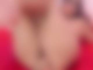 Live cam show with SussieRogers - Amateur on friskycurves.com