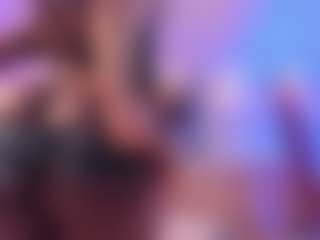 Live cam show with AlisonCruz - Blowjob Brown Hair on SxyPornLive