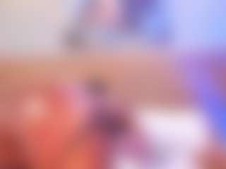 Live cam show with AlisonCruz - Spank Ebony on Camsoda
