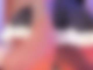 Live cam show with AlisonCruz - Spank Brown Hair on camwithhim.com