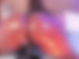 Live cam show with AlisonCruz - Black Amateur on Fling VIP Chat