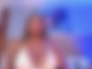 Live cam show with AlisonCruz - Ebony Squirt on Fling VIP Chat
