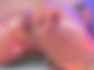 Live cam show with AlisonCruz - Black Lush on liverealitysex.com