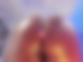 Live cam show with AlisonCruz - Deepthroat on CamwithHer