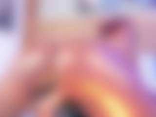 Live cam show with AlisonCruz - Fuck Machine on Latina Girls