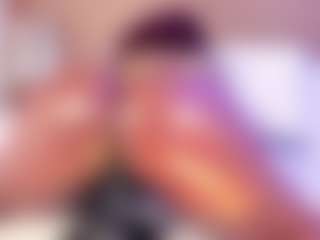 Live cam show with AlisonCruz - Brown Eyes on Camsoda