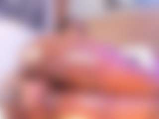 Live cam show with AlisonCruz - Spank Brown Hair on SpankPalCams