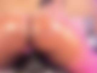 Live cam show with AlisonCruz - Strip on CamwithHer