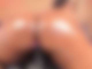 AlisonCruz's Live Sex Cam Show