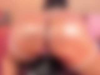 AlisonCruz's Live Sex Cam Show