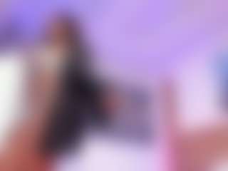 Live cam show with AlisonCruz - Black BBW on Camming Site