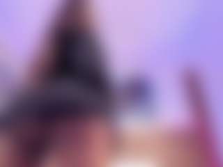 Live cam show with AlisonCruz - Fingers on SquirtSoMuch