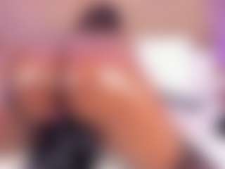 Live cam show with AlisonCruz - Black Blowjob on hrnylive.com