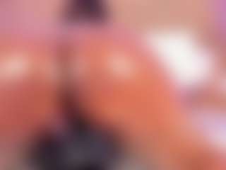 Live cam show with AlisonCruz - Brown Hair on milfzrlive.com
