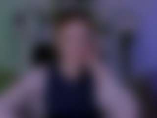 Live cam show with luna-berryy - Glasses on ObeyMaria