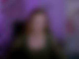 Live cam show with luna-berryy - Privateshow on Milfs Live