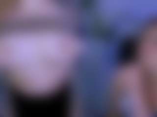 Live cam show with luna-berryy - Cute on sexylive.show