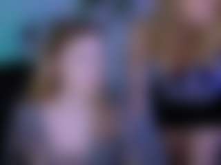 Live cam show with luna-berryy - Shaved Pussy on TeamSkeetLive