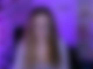 Live cam show with luna-berryy - Smoking on Camsoda