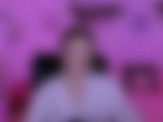 Live cam show with luna-berryy - Cute on crypto-cams