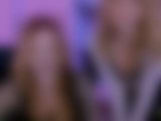 Live cam show with luna-berryy - Sexy on Latina Girls
