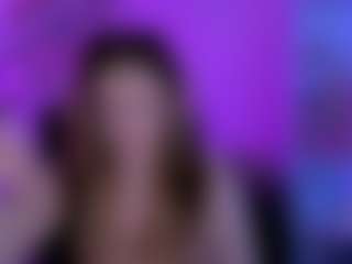 Live cam show with luna-berryy - Privateshow on Camsoda